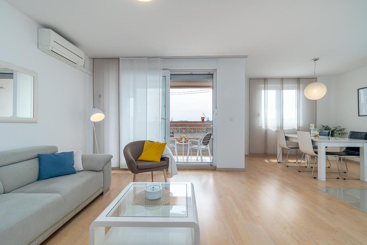 Apartman Marino Trogir Bagian luar foto