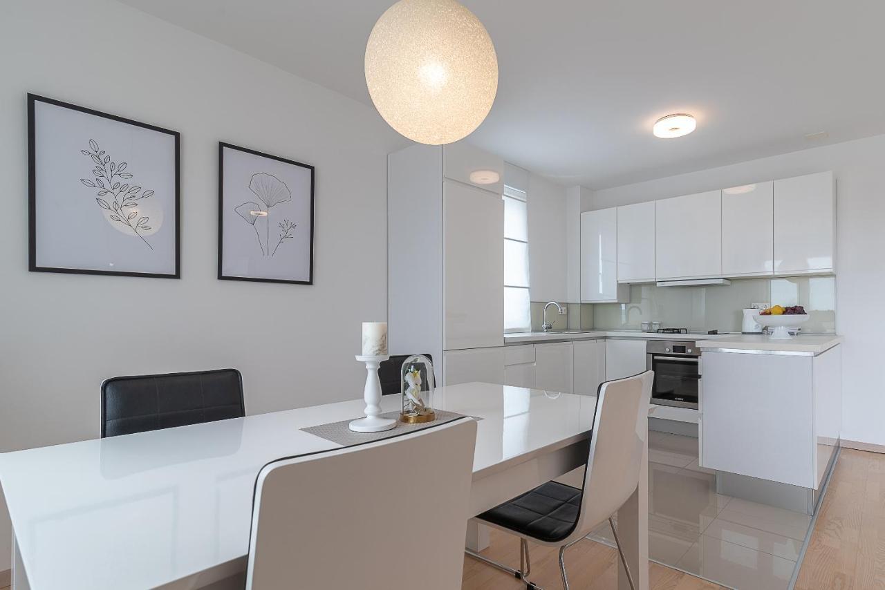 Apartman Marino Trogir Bagian luar foto