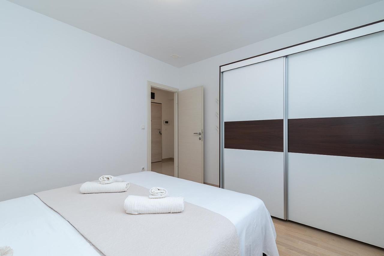 Apartman Marino Trogir Bagian luar foto